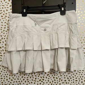 Lululemon Pace setter skirt size 6